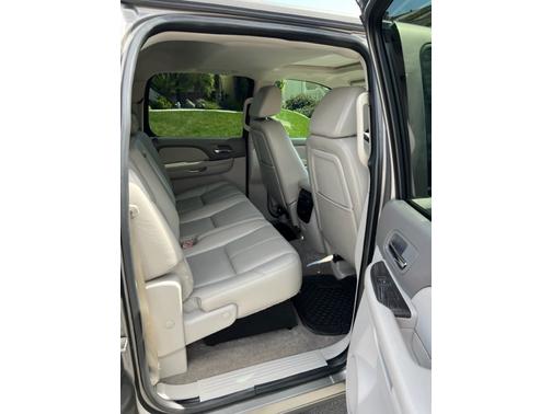Photo 5 of 7 of 2008 Chevrolet Silverado 3500 LTZ Crew Cab